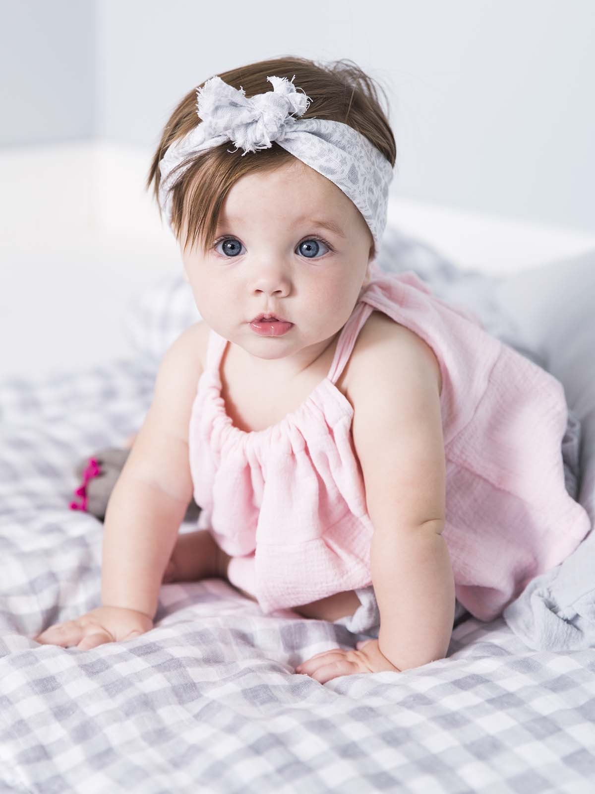 Gauze swaddle babies sarah jane sommer double gauze bubble gauze