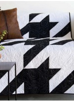 Houndstooth Black & White Quilt