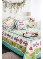 Simply Dreamy Magical Quilt and pillows made by sarah vedeler designs