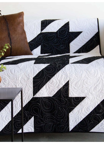 Houndstooth Black & White Quilt