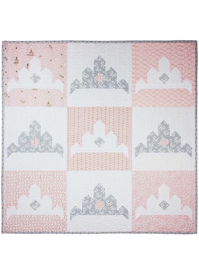 Katherine Quilt by It’s Sew Emma 42.5"x42.5" - Fat quarter Baby Book